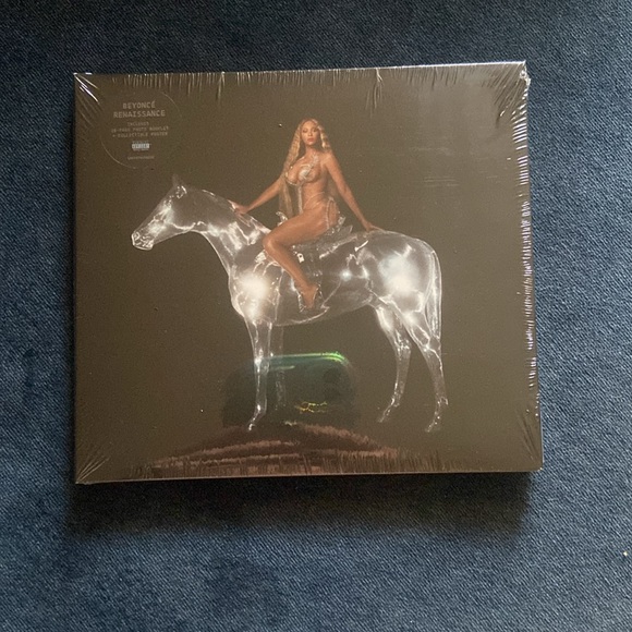 COPY - Beyonce renaissance act i box/pose 4 collectible - Picture 4 of 8